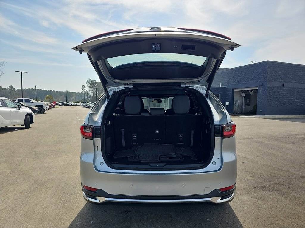 Used 2024 MAZDA CX-90 3.3 Turbo w/ Premium Plus Pkg image 17