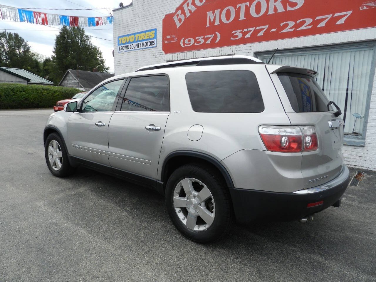 Used 2007 GMC Acadia SLT w/ Trailering Package AWD/4WD image 8