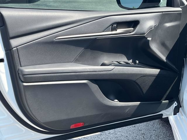 Used 2025 Toyota Camry SE FWD image 14