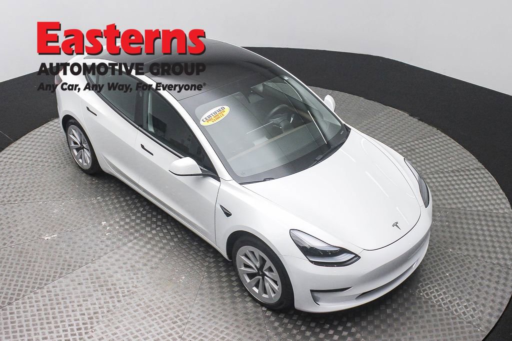 Used 2023 Tesla Model 3 Standard Range RWD image 3
