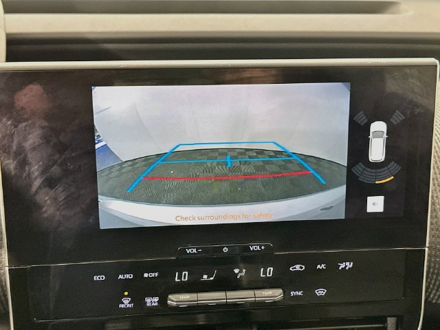 Used 2023 Toyota bZ4X AWD image 13