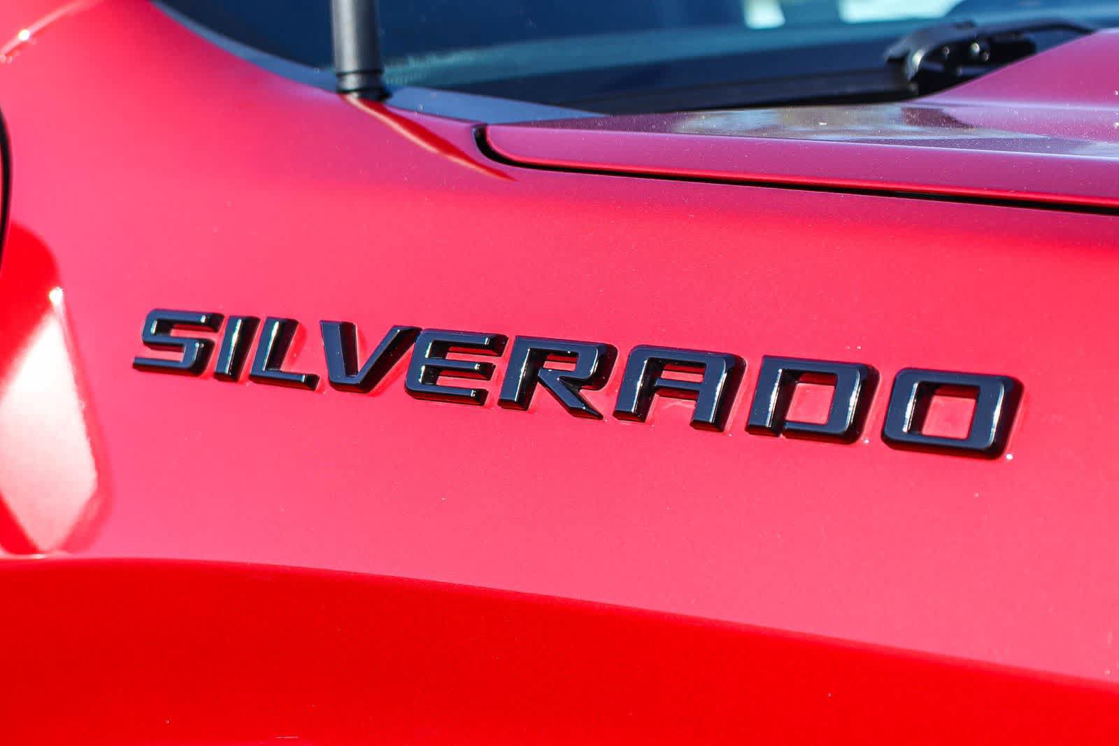 Used 2023 Chevrolet Silverado 1500 LT RWD image 8