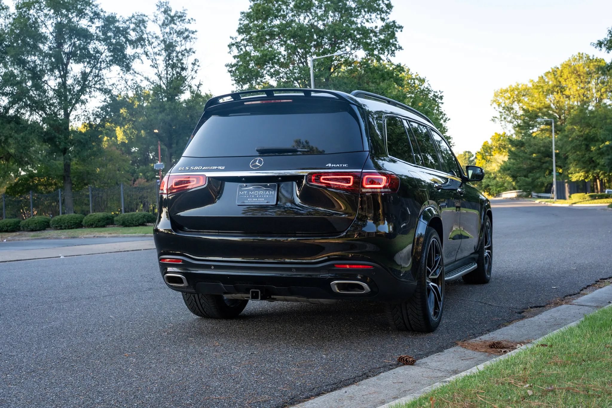 Used 2021 Mercedes-Benz GLS 580 4MATIC image 6
