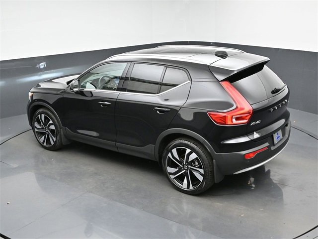 Used 2024 Volvo XC40 B5 Plus w/ Protection Package Premier image 44