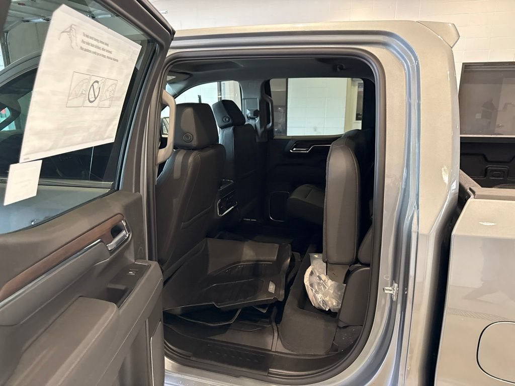 New 2026 GMC Sierra 1500 SLT AWD/4WD image 22