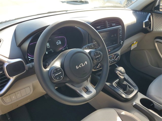 New 2025 Kia Soul LX image 22