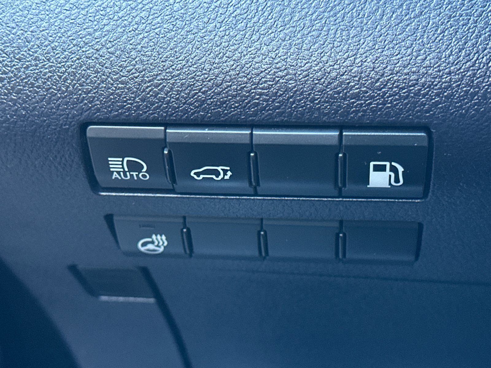 Used 2019 Lexus RX 450h AWD image 31