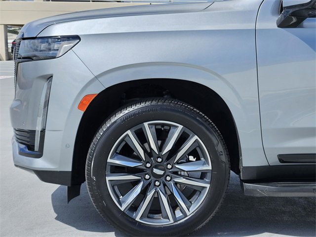 Used 2024 Cadillac Escalade ESV Sport image 9