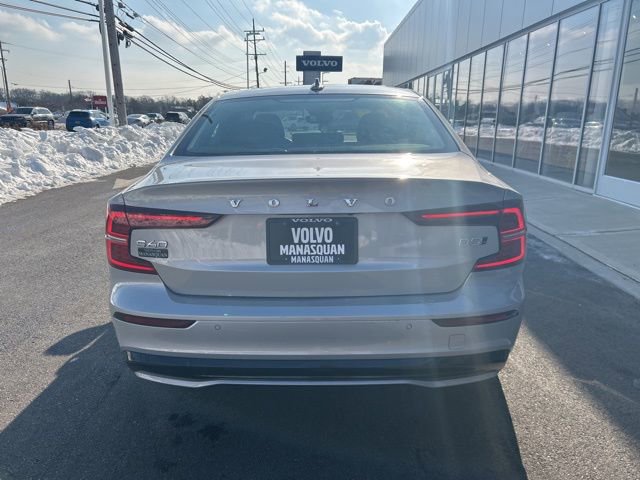 Certified 2024 Volvo S60 B5 Plus image 4