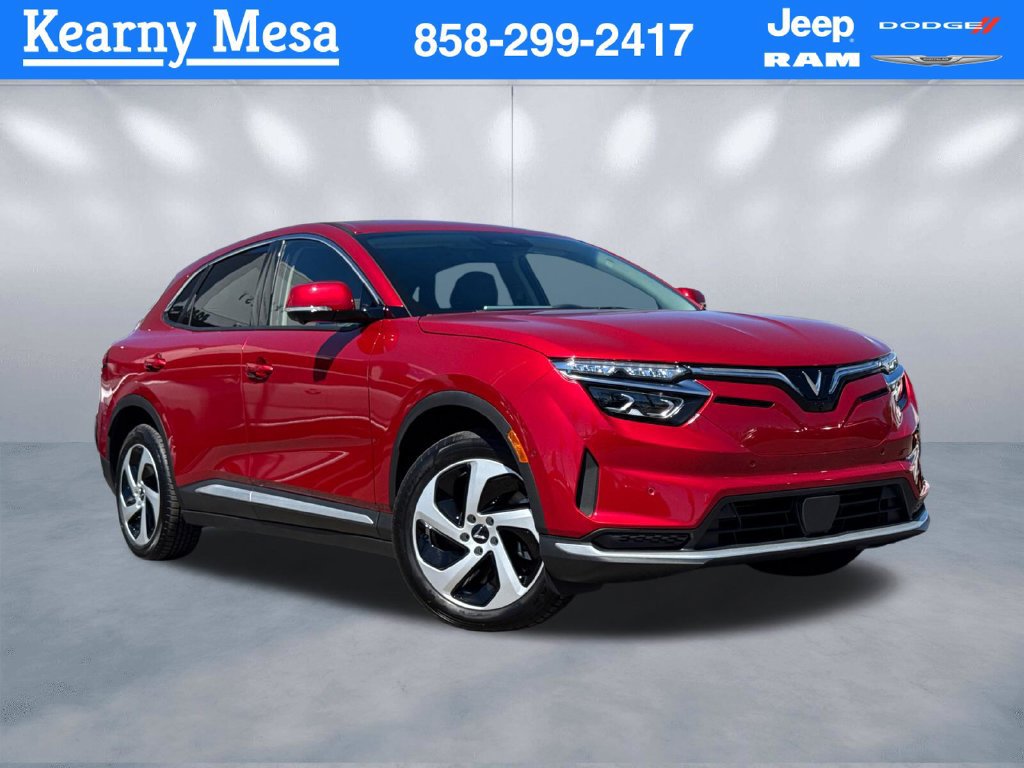 New 2027 VinFast VF 8 Eco AWD/4WD image 1