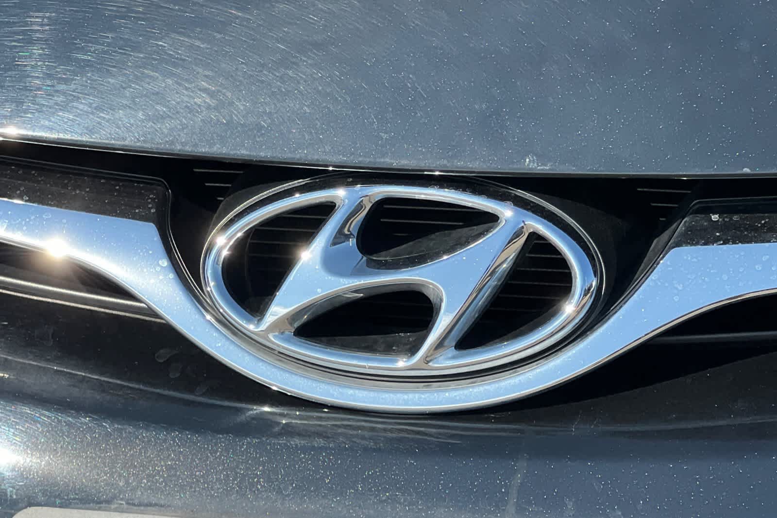 Used 2016 Hyundai Elantra SE FWD image 16