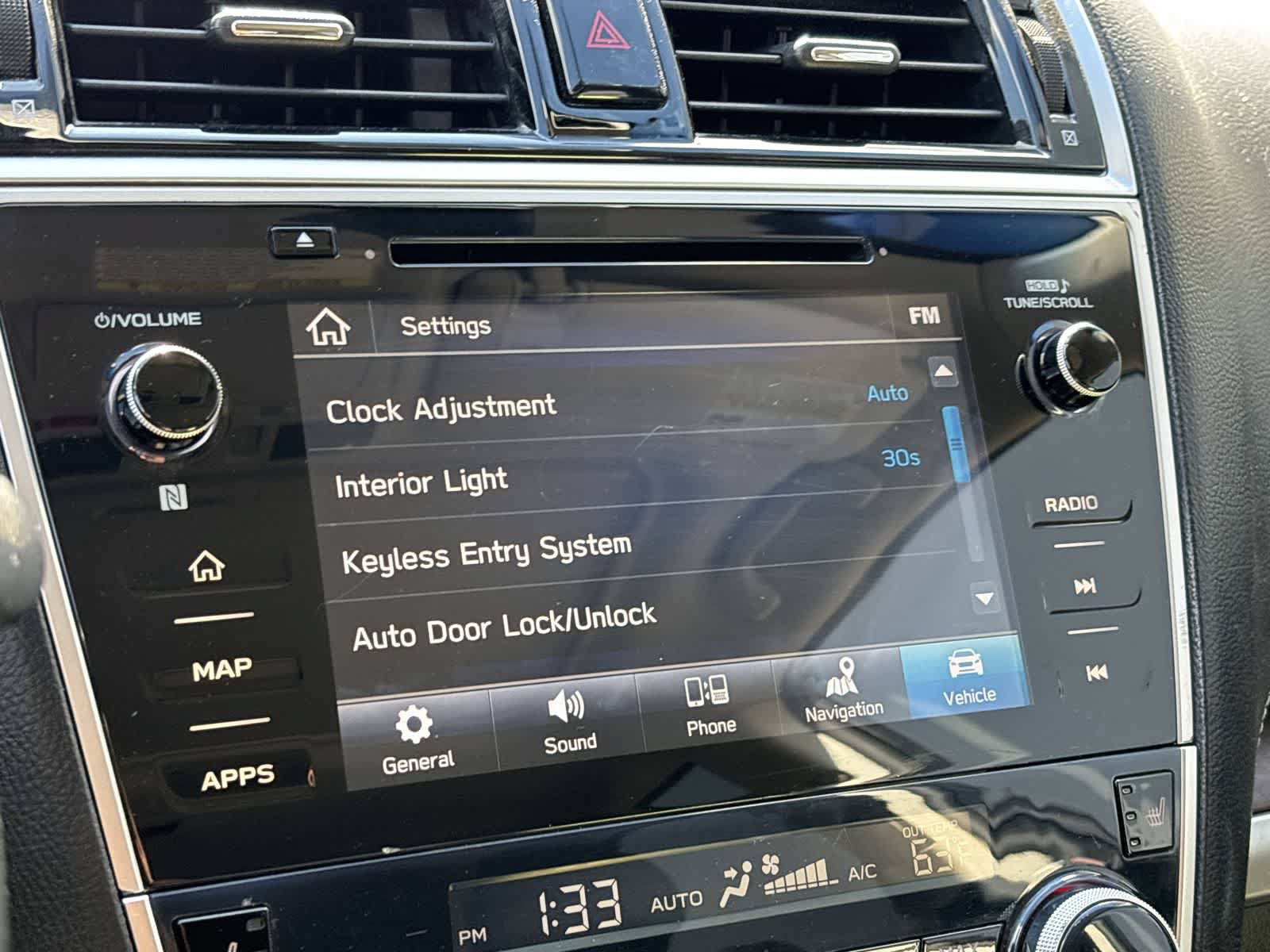 Used 2018 Subaru Outback 2.5i Limited AWD/4WD image 19