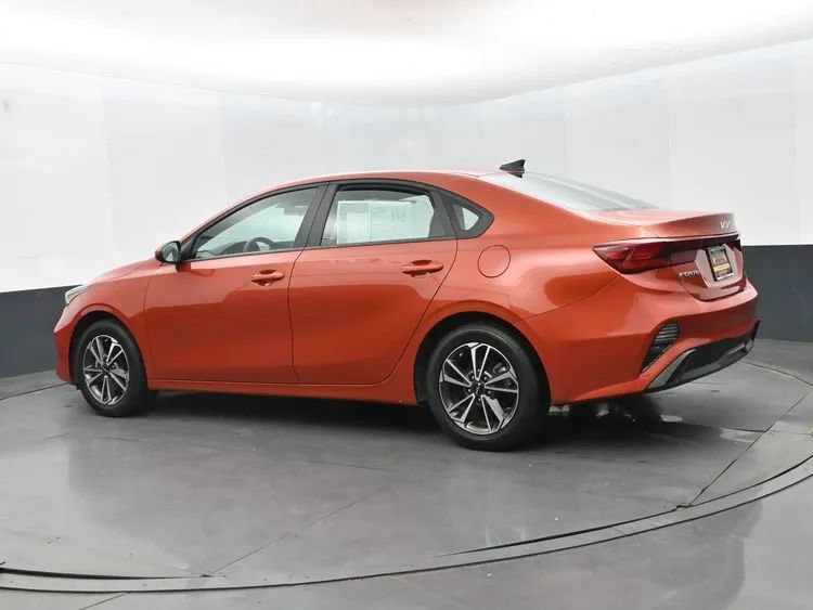 Used 2024 Kia Forte LXS FWD image 9