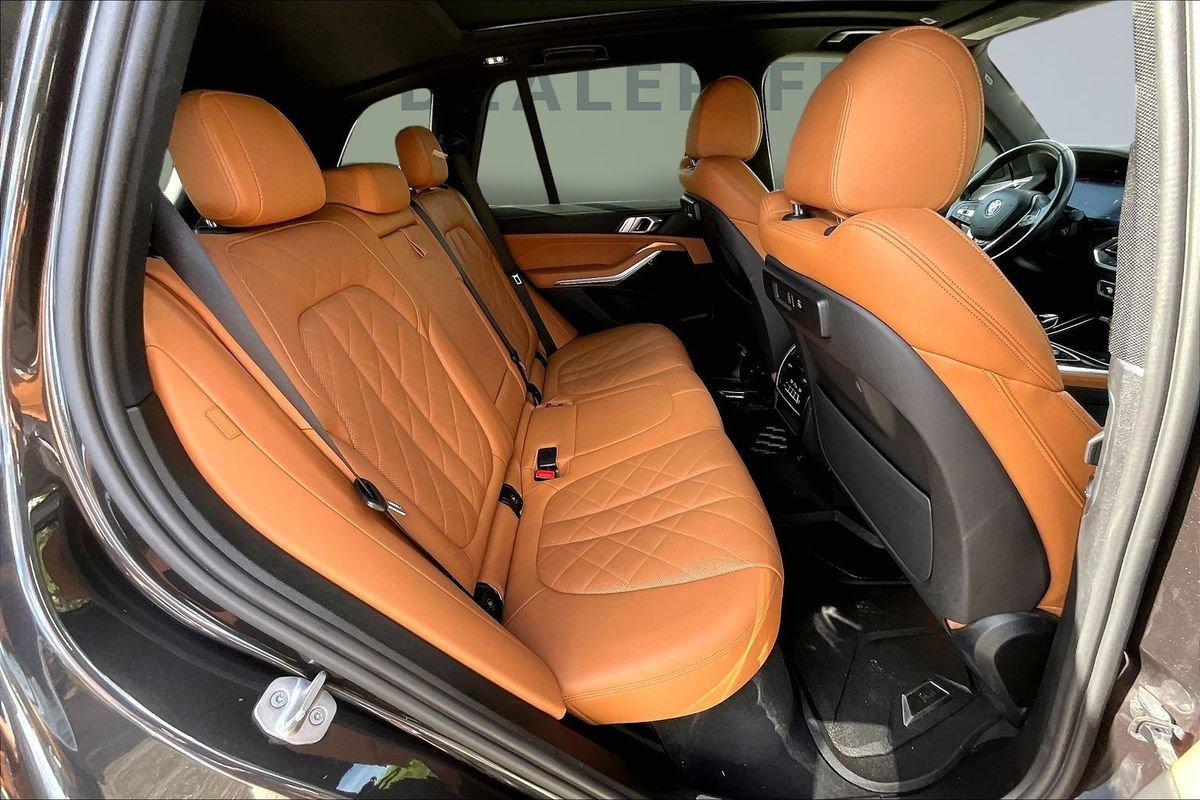 Used 2023 BMW X5 xDrive40i w/ Premium Package image 25