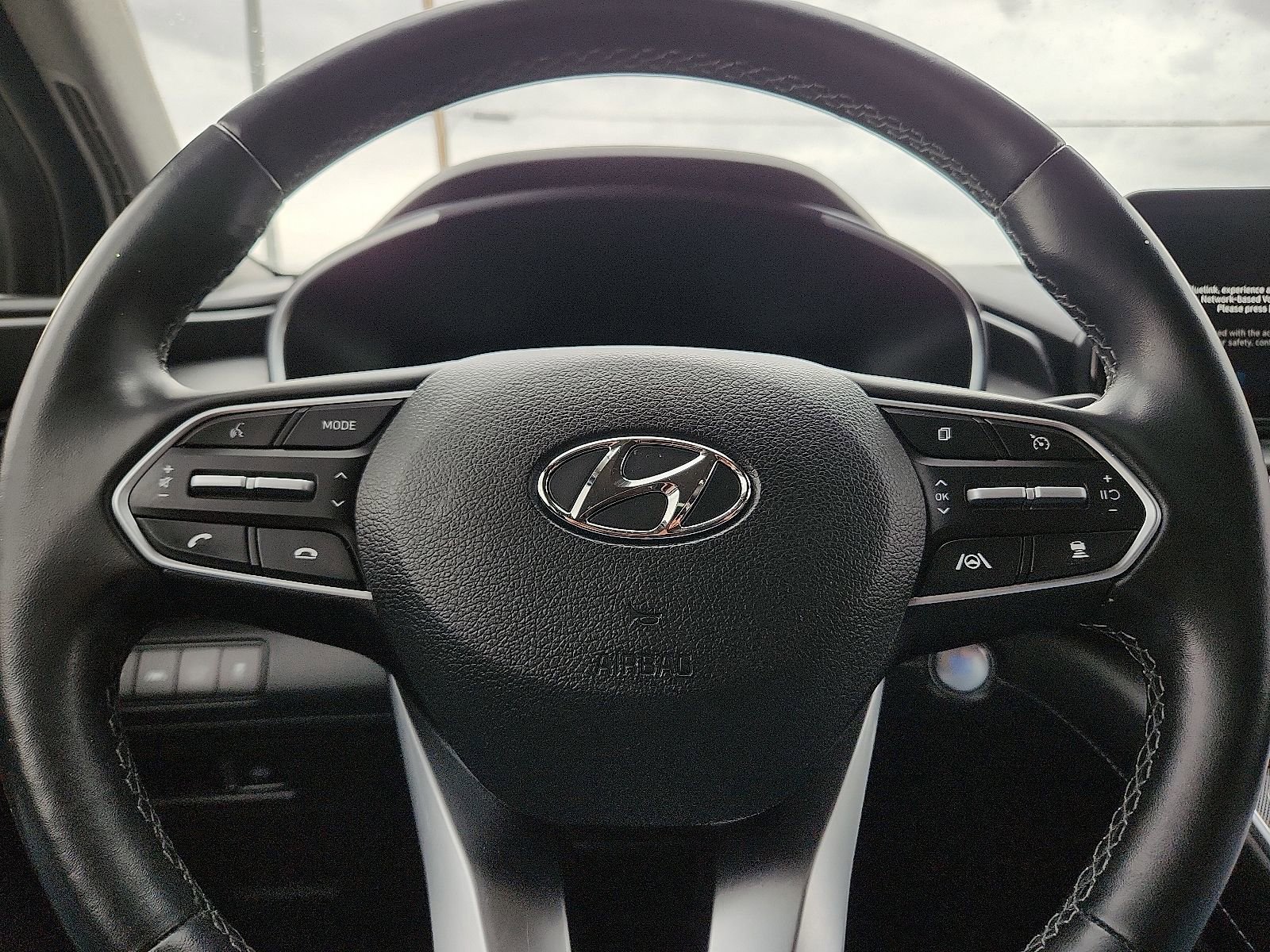 Used 2023 Hyundai Santa Fe Limited AWD/4WD image 19