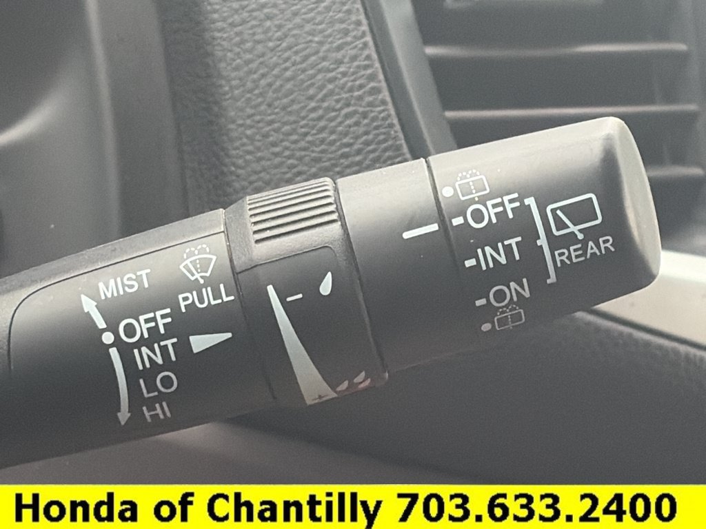 Used 2016 Honda Pilot LX image 11