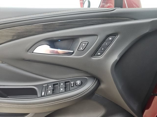 Used 2017 Buick Envision Premium w/ LPO, Cargo Package AWD/4WD image 29