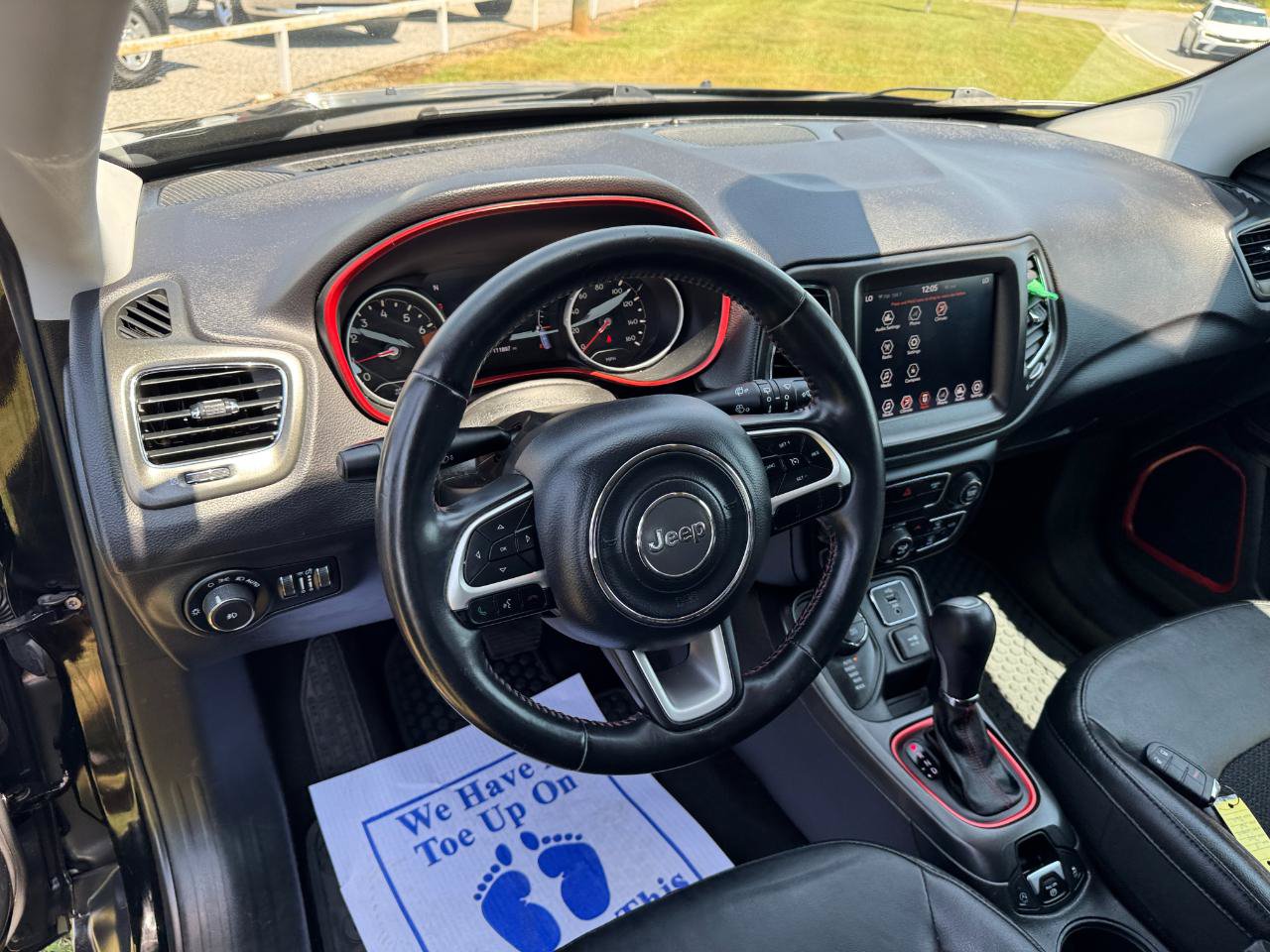 Used 2018 Jeep Compass Trailhawk AWD/4WD image 23