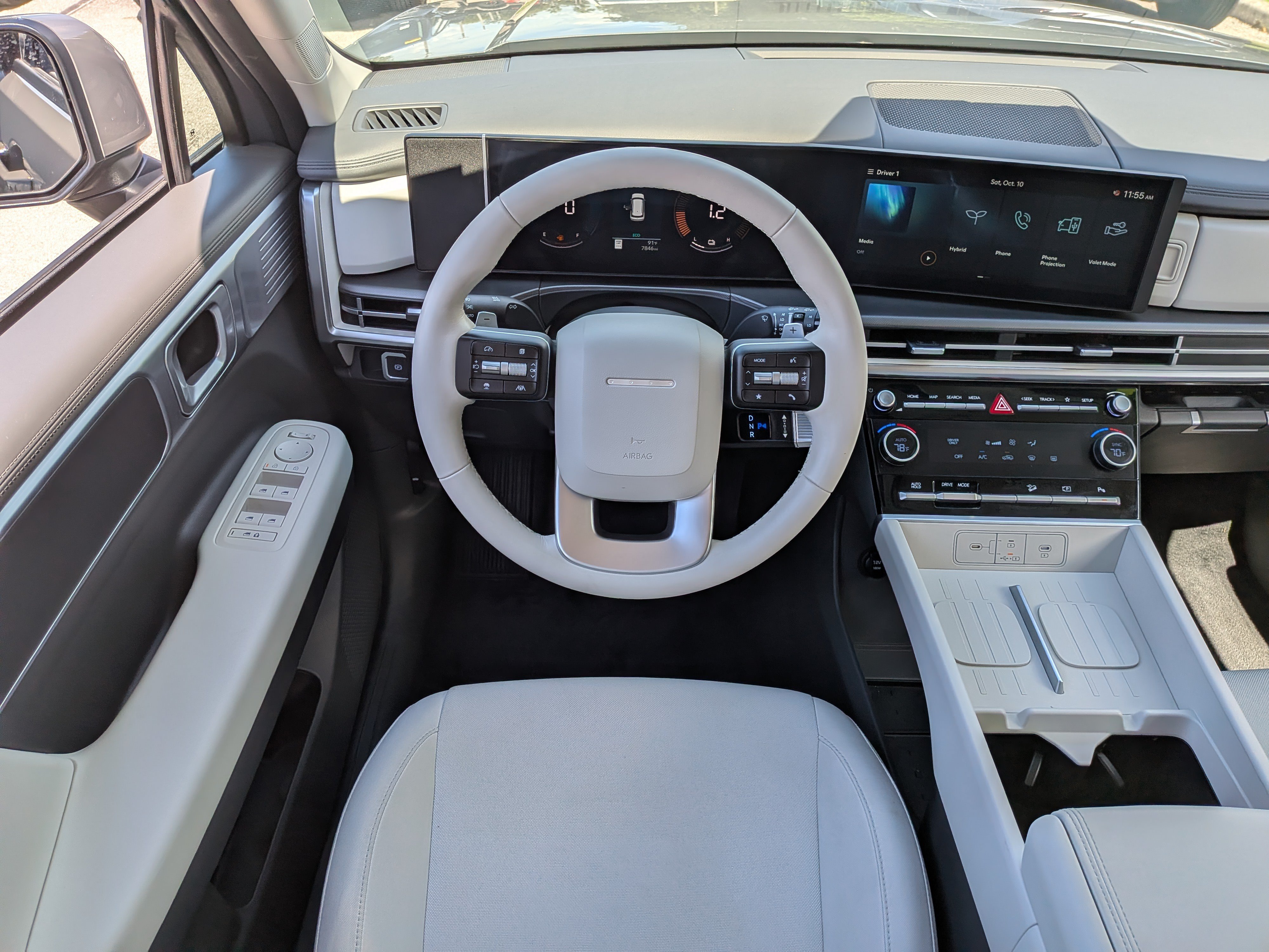 Used 2026 Hyundai Santa Fe SE FWD image 18