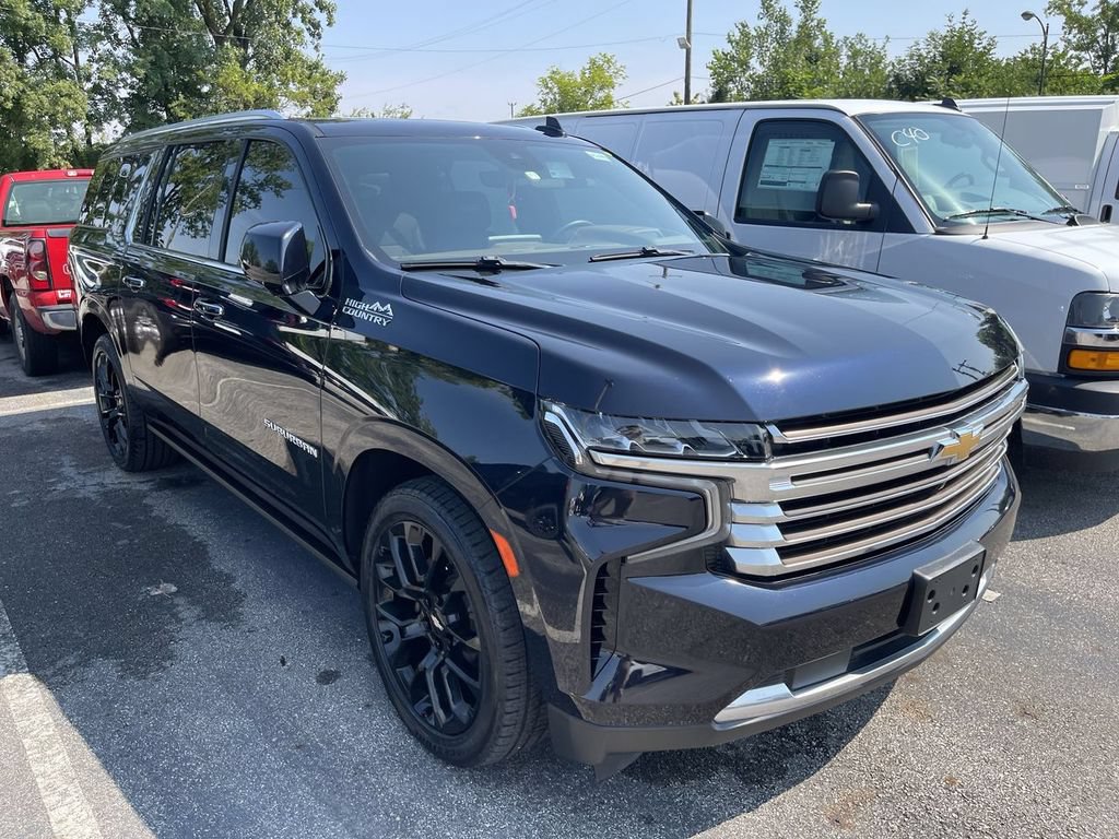 Used 2023 Chevrolet Suburban High Country AWD/4WD image 13