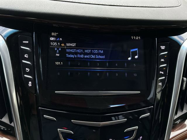 Used 2019 Cadillac Escalade Luxury AWD/4WD image 24