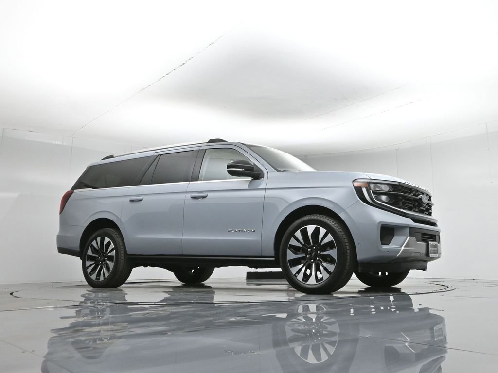 Used 2025 Ford Expedition Max Platinum w/ Driver's Package image 4