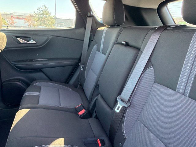New 2026 Chevrolet Blazer LT w/ LPO, Floor Liner Package FWD image 18