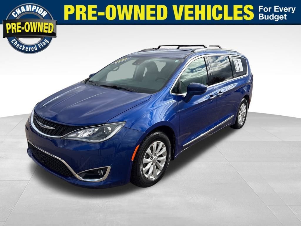 Used 2019 Chrysler Pacifica Touring-L w/ Advanced Safetytec Group