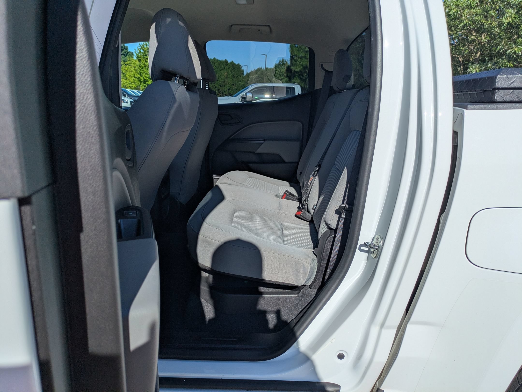 Used 2021 Chevrolet Colorado W/T w/ WT Convenience Package RWD image 26