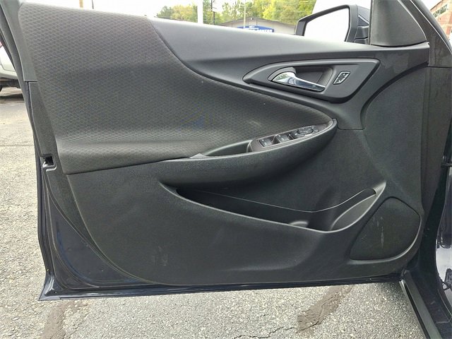 Used 2022 Chevrolet Malibu RS image 12