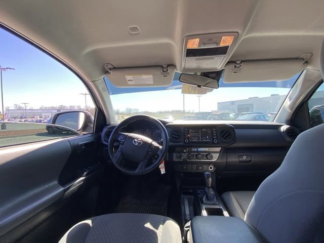 Used 2022 Toyota Tacoma SR image 6
