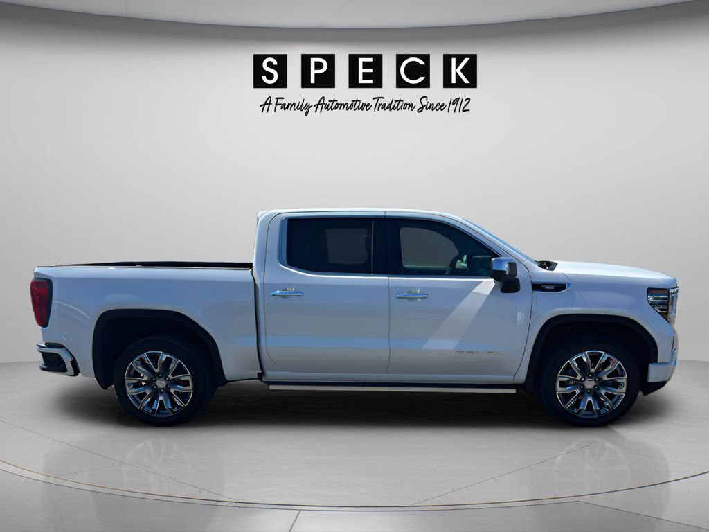 Used 2025 GMC Sierra 1500 Denali w/ Denali Reserve Package AWD/4WD image 6