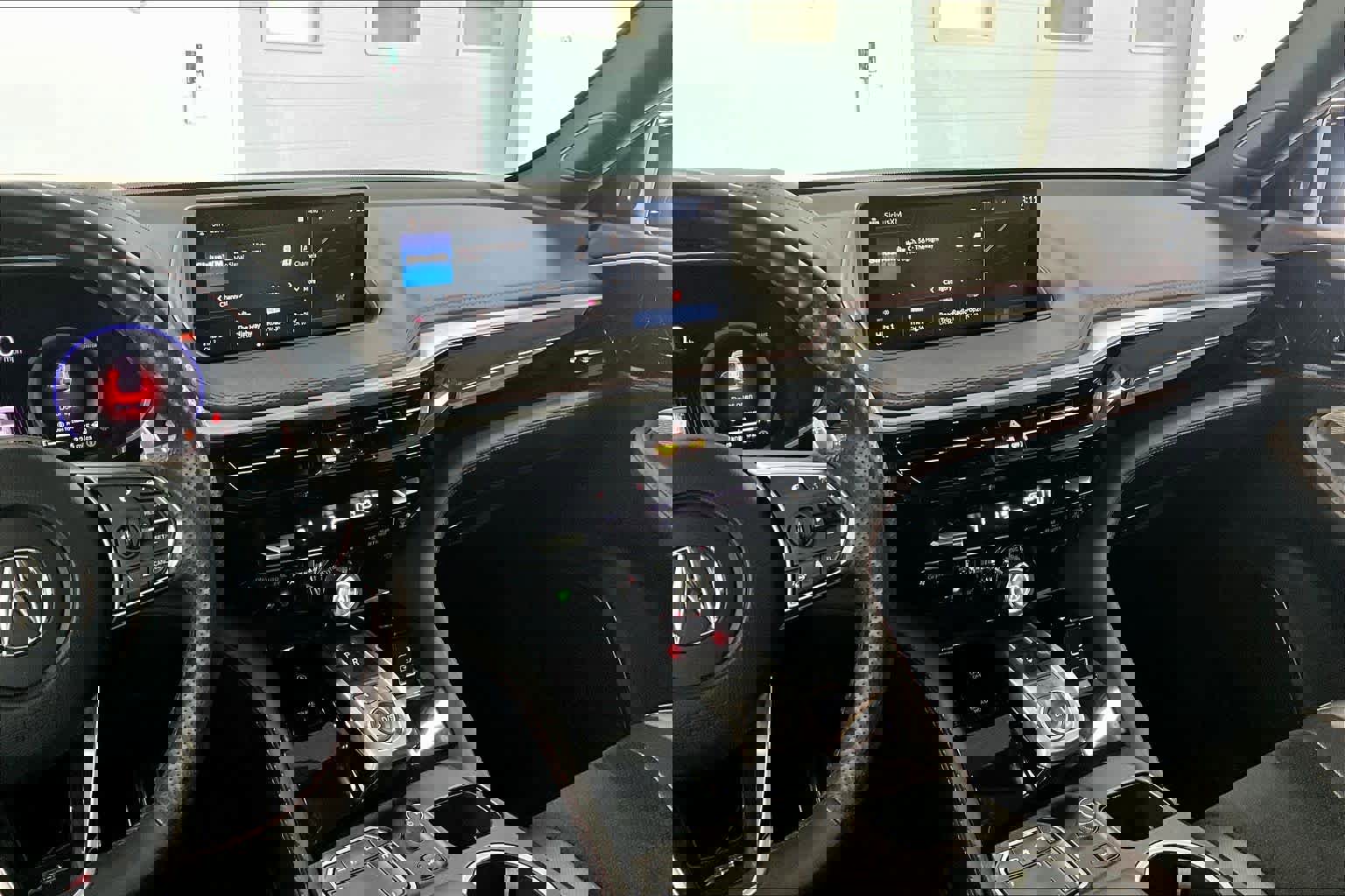 Used 2023 Acura MDX A-Spec image 14