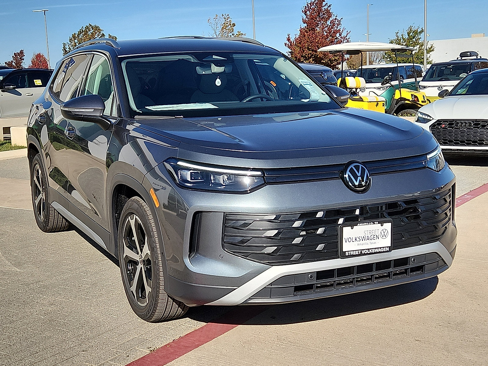 New 2026 Volkswagen Tiguan SE image 6