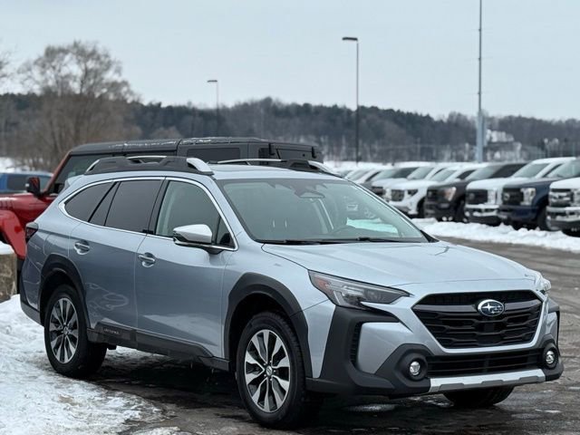 Used 2024 Subaru Outback Touring image 31
