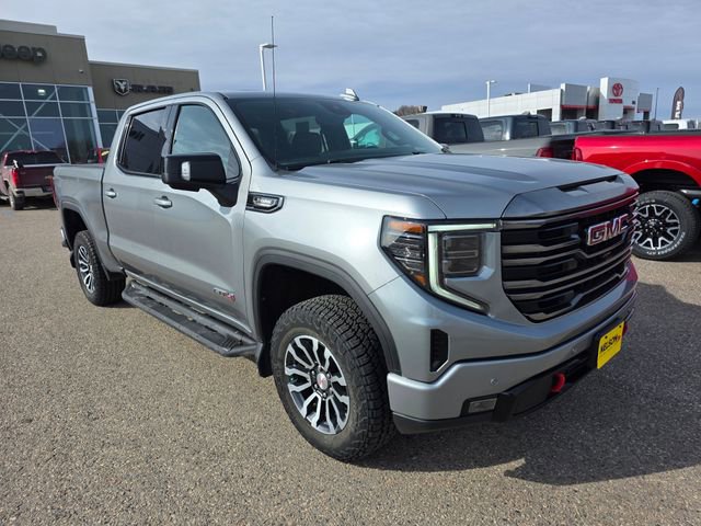 Used 2023 GMC Sierra 1500 AT4 w/ Technology Package AWD/4WD image 5
