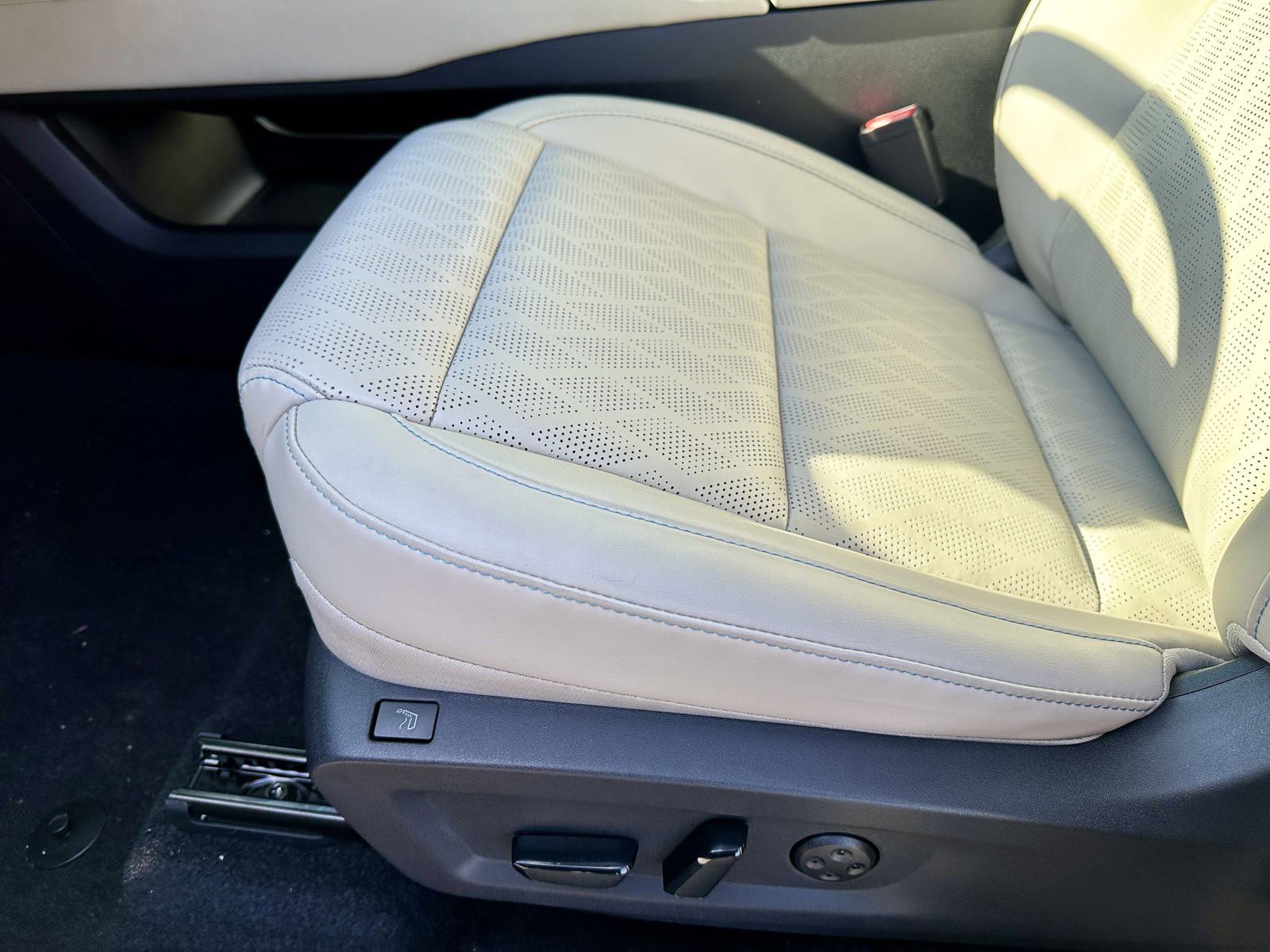 New 2026 Nissan Murano Platinum image 16