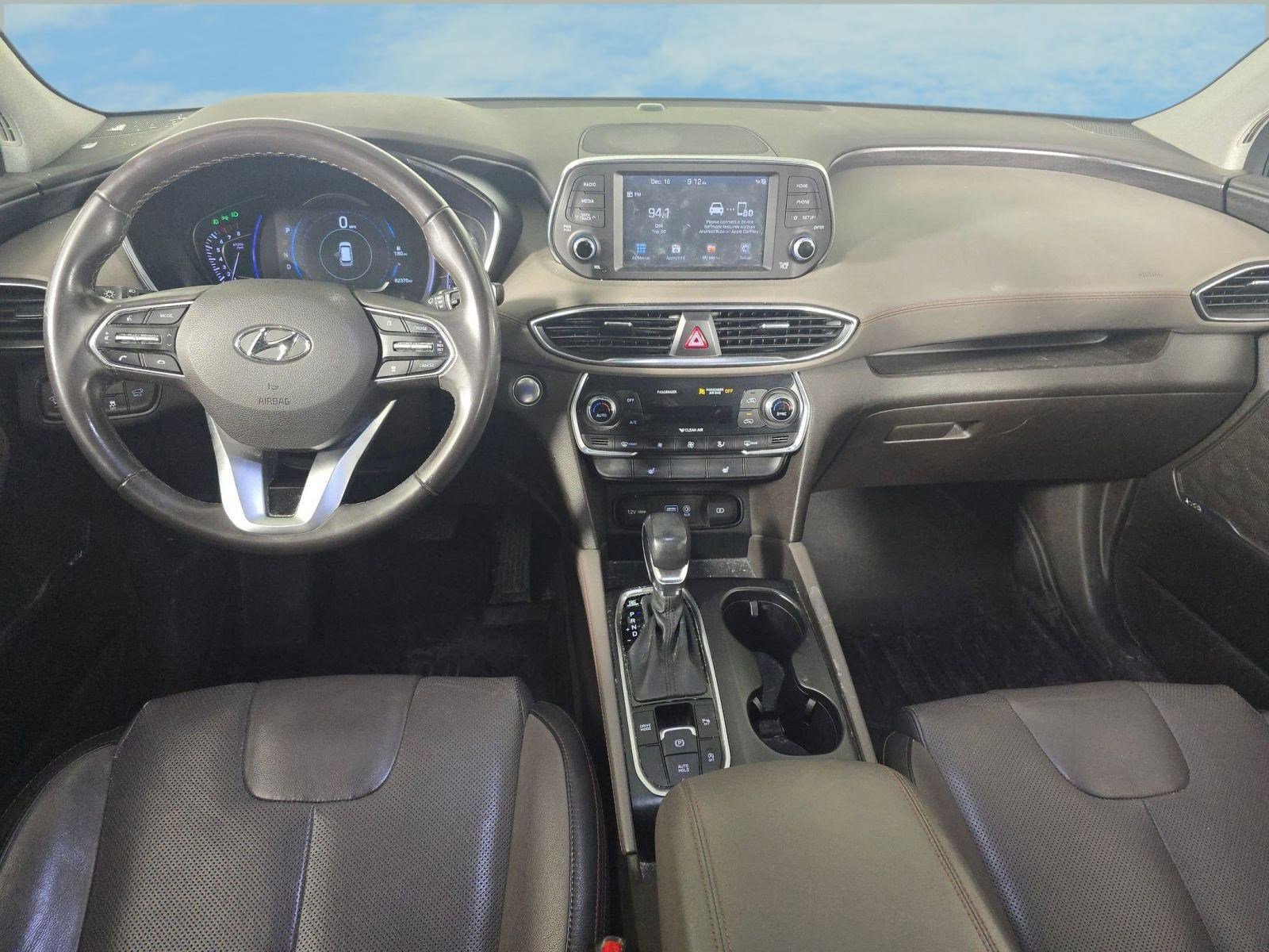 Used 2019 Hyundai Santa Fe Limited image 3