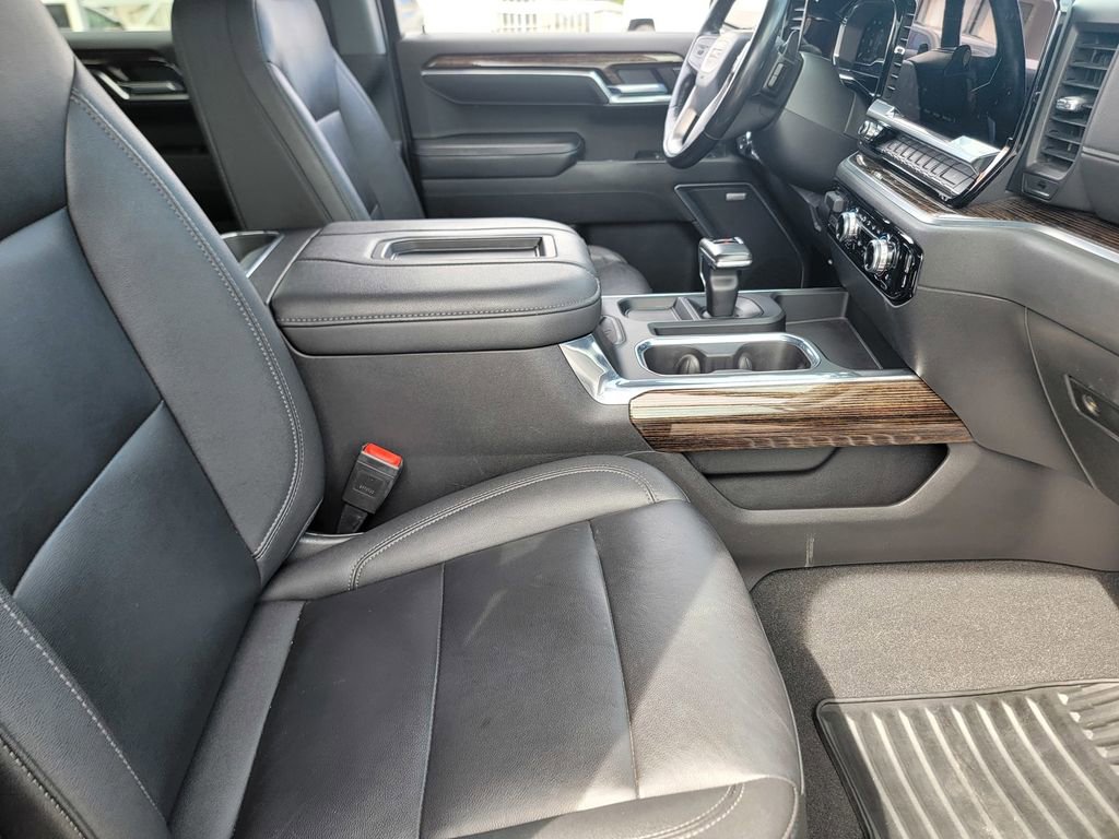Used 2022 GMC Sierra 1500 Elevation w/ Elevation Premium Package image 24