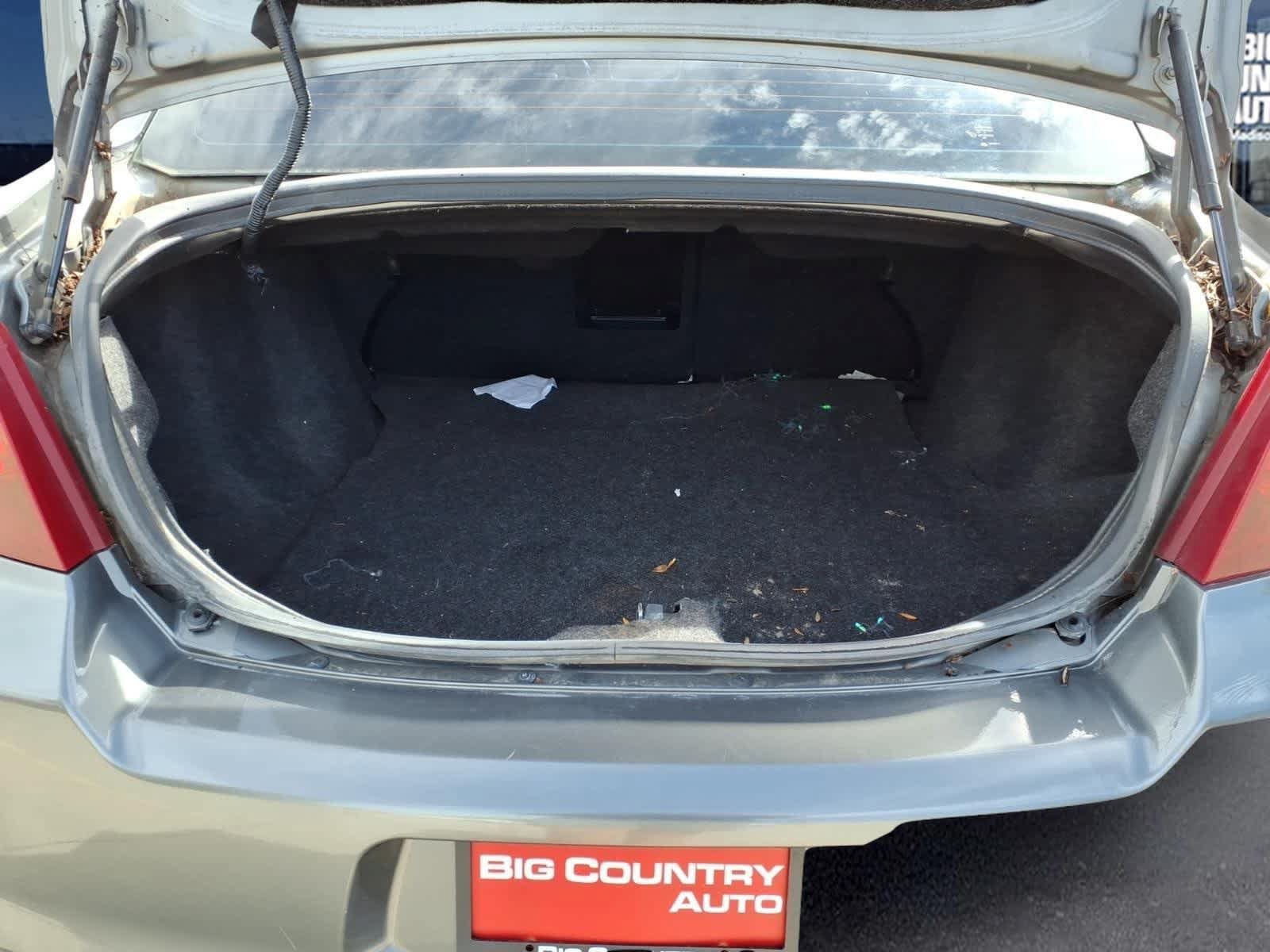 Used 2013 Dodge Avenger SE FWD image 10