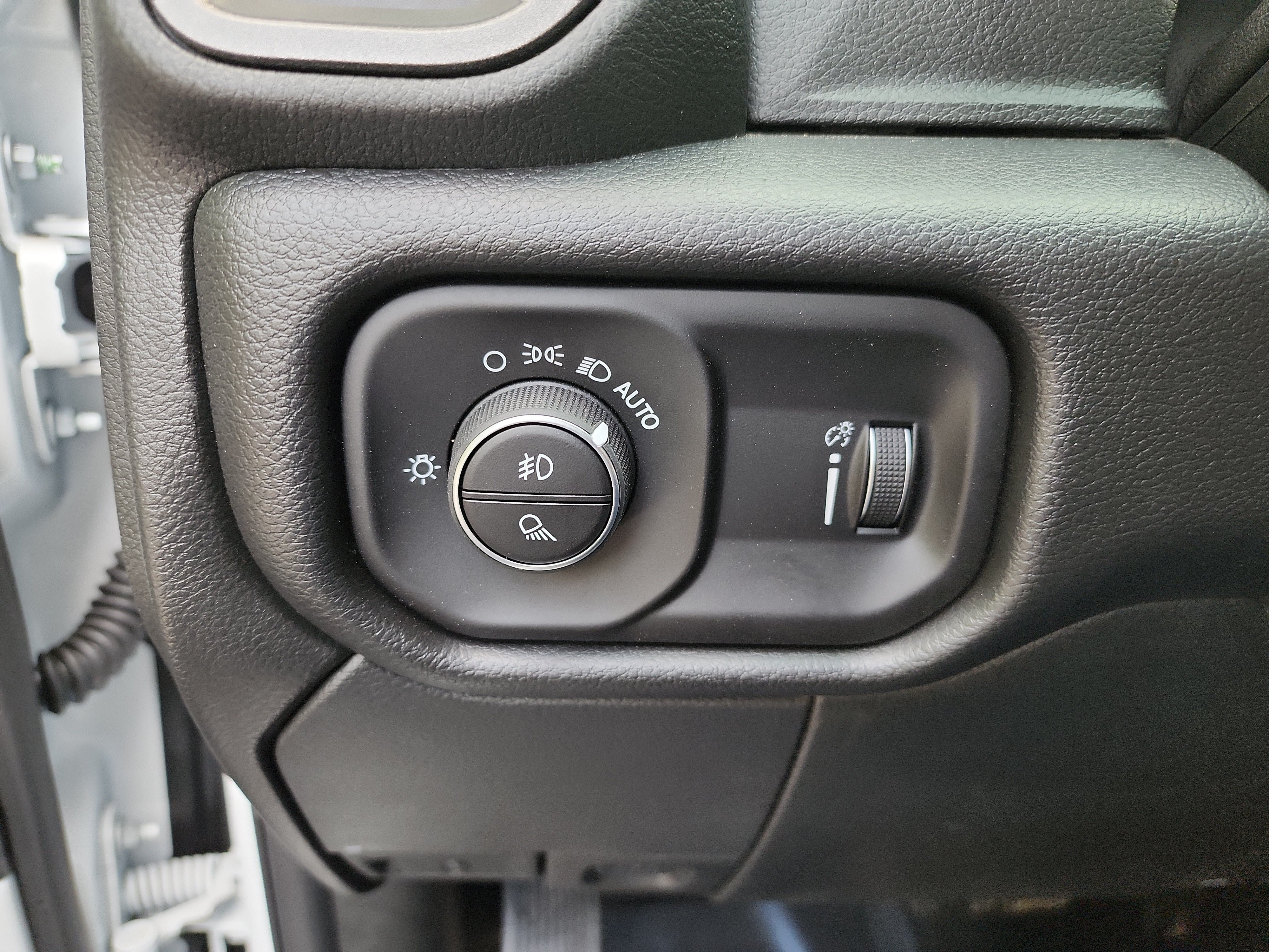New 2026 RAM 2500 Tradesman AWD/4WD image 12