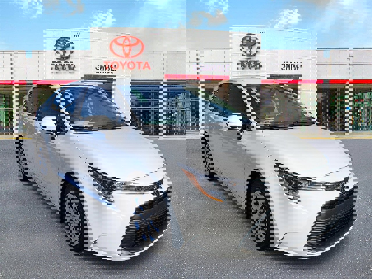 New 2026 Toyota Corolla LE image 2