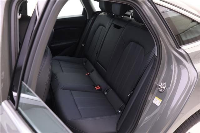 Used 2025 Audi A5 2.0T Premium w/ Convenience Package image 10