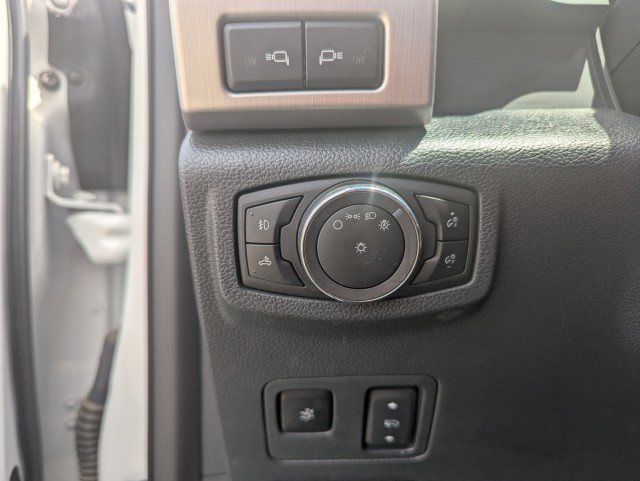 Used 2022 Ford F450 Platinum w/ FX4 Off-Road Package AWD/4WD image 17