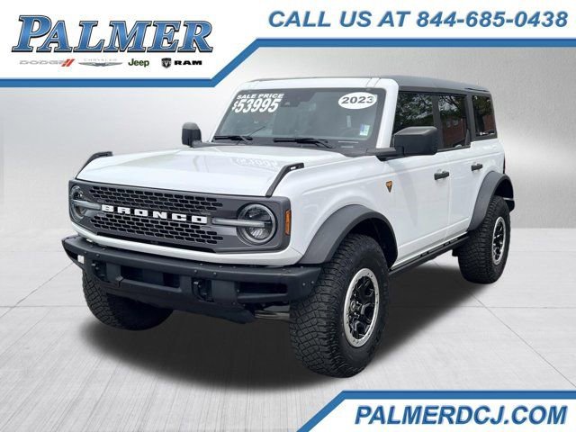 Used 2023 Ford Bronco Badlands w/ Sasquatch Package image 1