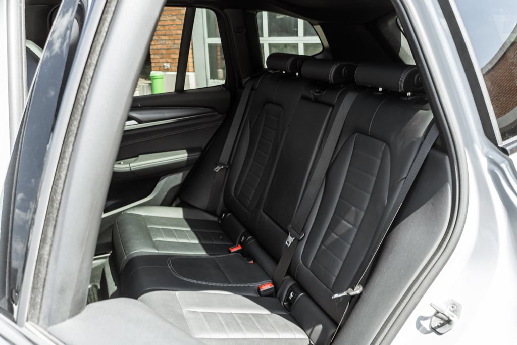 Used 2022 BMW X3 xDrive30i AWD/4WD image 28
