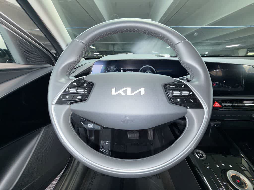 Used 2025 Kia Niro Wind FWD image 15