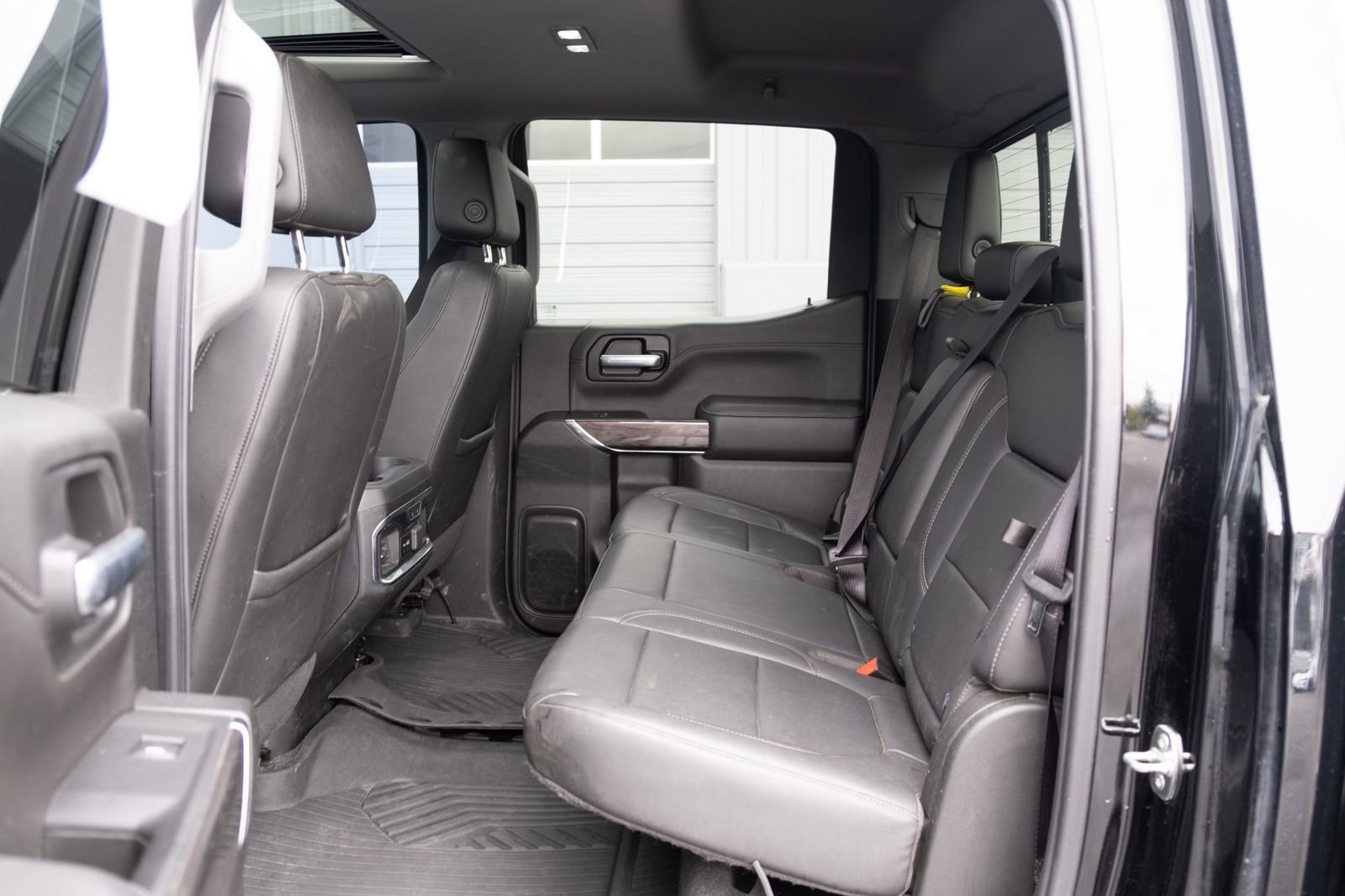 Used 2020 Chevrolet Silverado 1500 LTZ w/ LTZ Premium Package AWD/4WD image 18