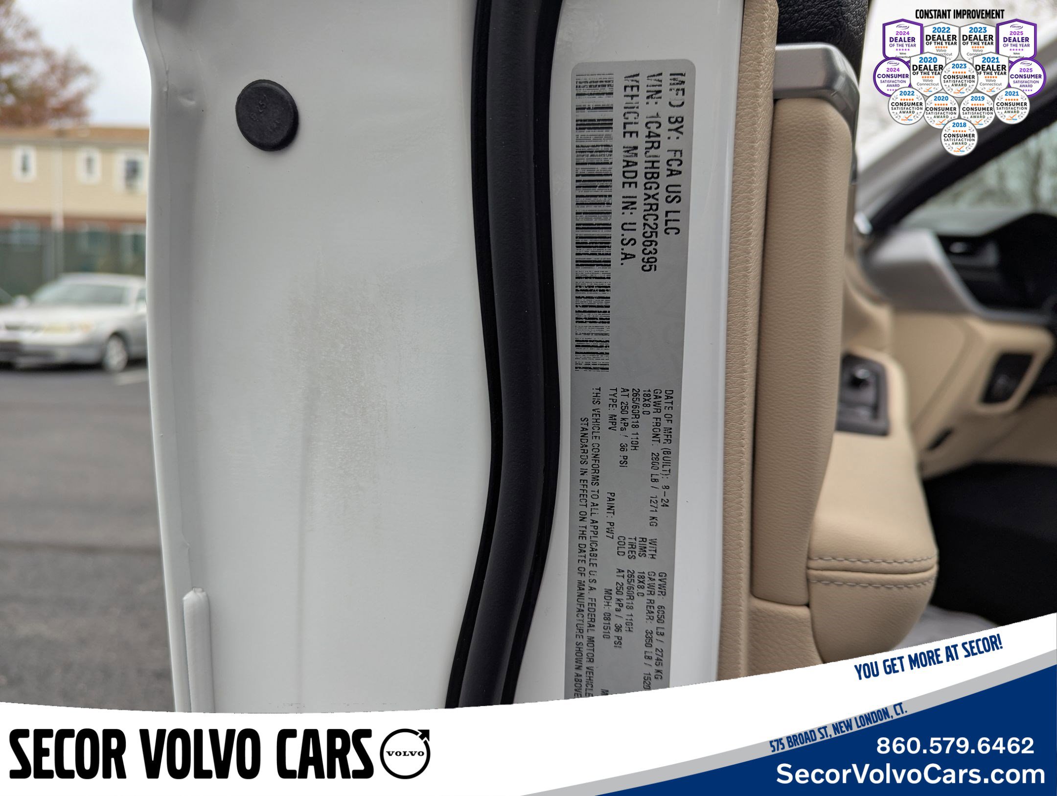 Used 2024 Jeep Grand Cherokee Limited image 27