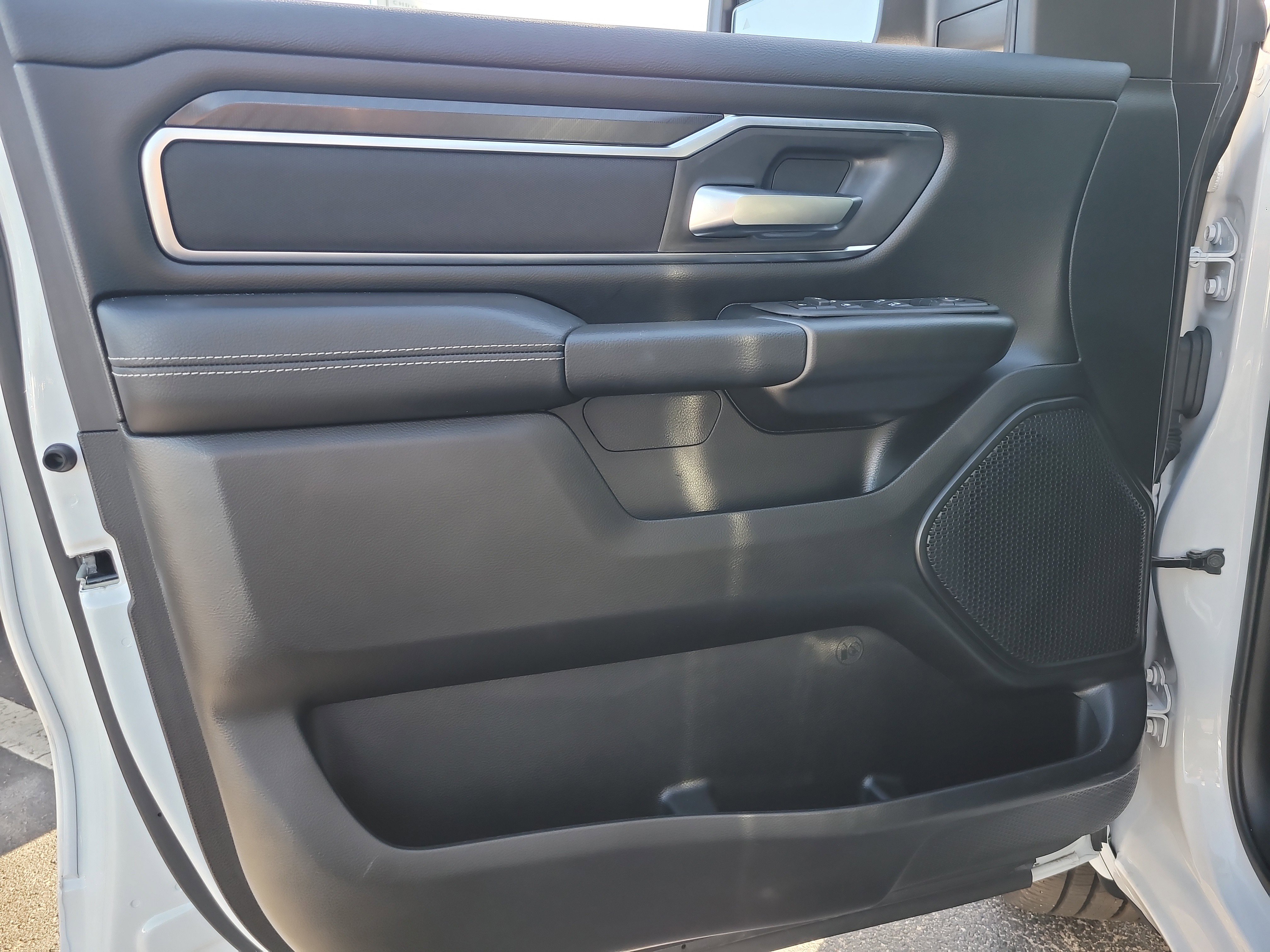 Used 2025 RAM 1500 Big Horn image 15